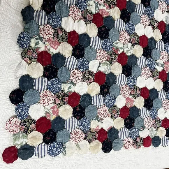 Vintage Handmade Amish Yo Yo Quilt Throw Table Decor Cottagecore 52x62